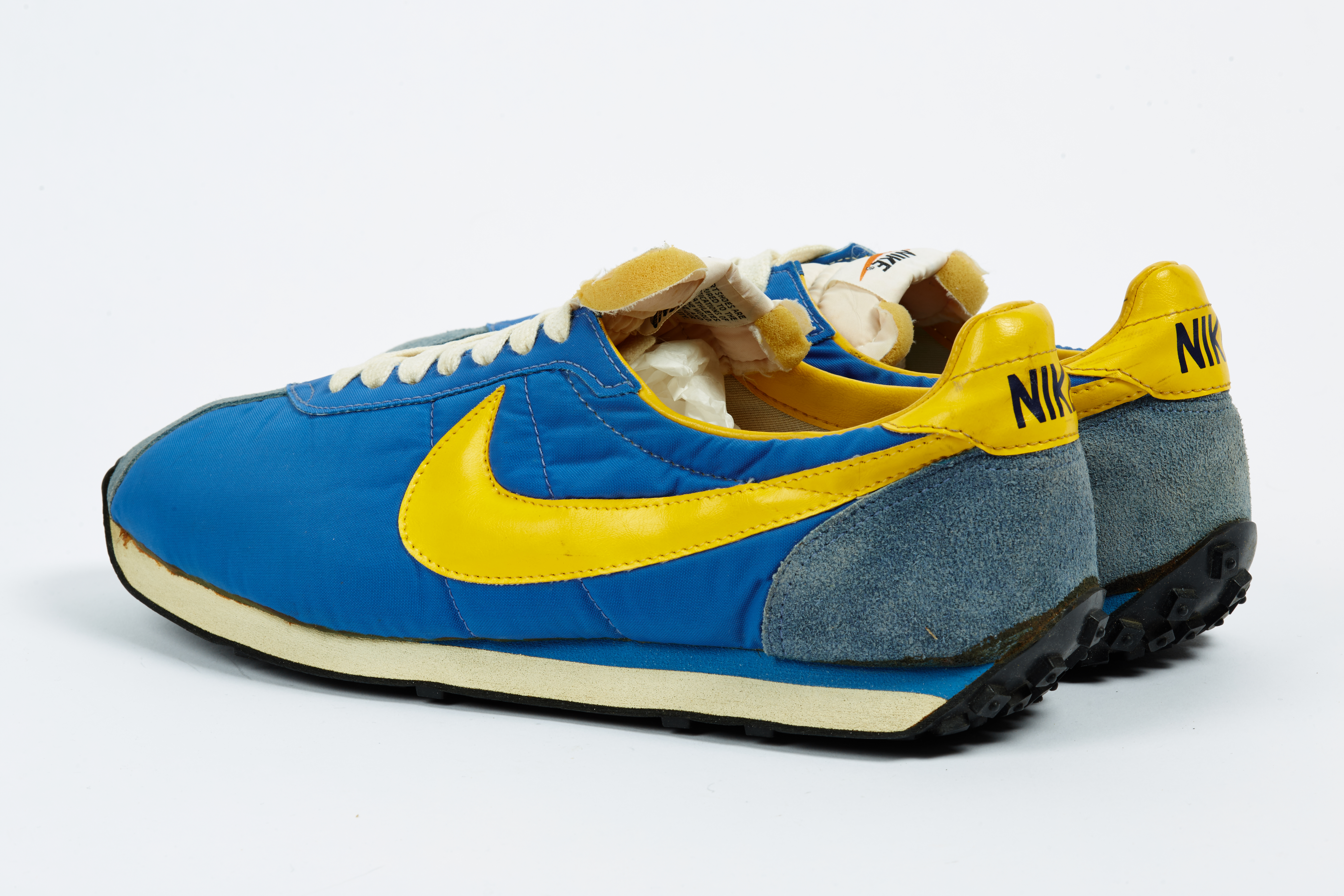 nike blue yellow trainers